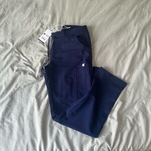 Figs yola skinny scrub pants